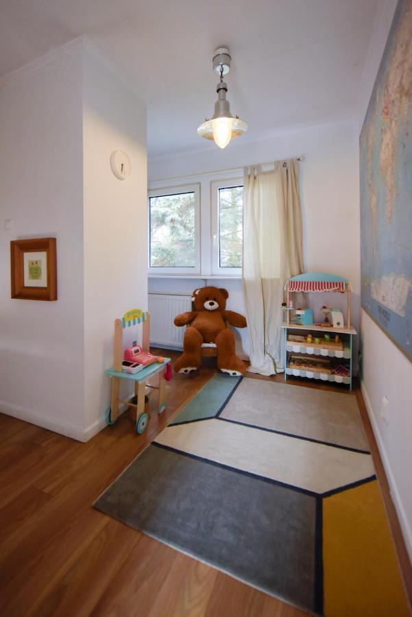 Spacious 3 Bedroom Family Oasis With Sauna, 20 Min From Warsaw Piaseczno  Dış mekan fotoğraf